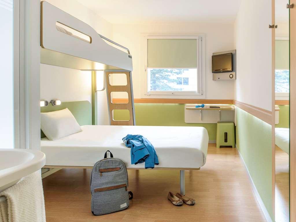 Ibis Budget Grenoble Voreppe Pokoj fotografie